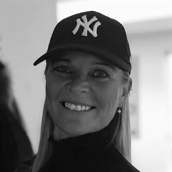 Zummen v/Lykke Toft V/Lykke Toft Ekfeldt, Lykke Toft Ekfeldt
