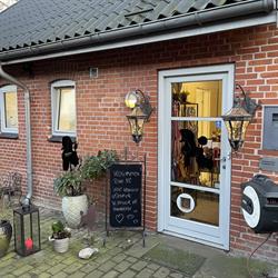 Fredensvang Hundesalon i Malling