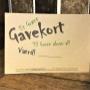 Vi udføre utrationelle gavekort efter dine ønsker i tykt genbrugspapir.