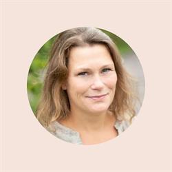 Psykoterapeut og Healer Christinna Camille Reed