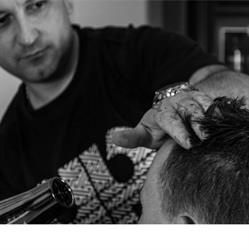 Herresalon Max