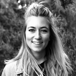MIE GULDBÆK - HAIR & MAKE-UP ARTIST