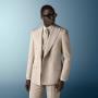 Wrinkle-Free 4-Ply wool delivers natural crease resistance and a refined drape, ideal for year-round wear.