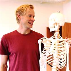 Hip Kiropraktik Kolding v. Lasse Kiil Nielsen