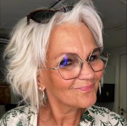 HarritsKlippestudie, Frisør & PersonligStylist RikkeHarrits