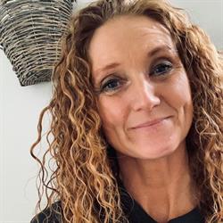 Neuromuscular Therapy, Float and Bodywork v/ Tinna Lythje