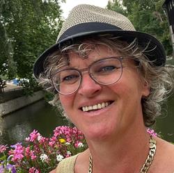 MyTina - Massage, healing, bars, yoga, samtaler