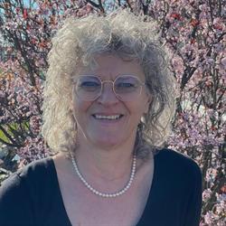 MyTina - Massage, healing, bars, yoga, samtaler