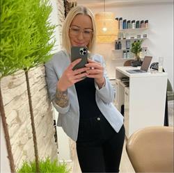 SI.LO hår & Skønhed