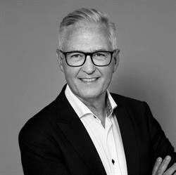 Frisør Johnny Brink
