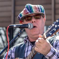 Entertainer Kristian Friis