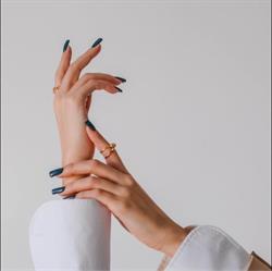 Organic Nail