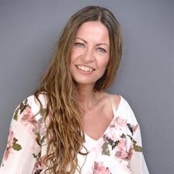 Stellah Søgård