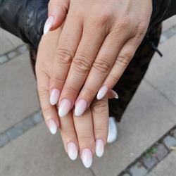 Bachs Nails & Spa v/Thi Tu Nguyen