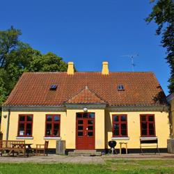 Elisenborg Fritids-OG Ungdomsklub v/ Peter Gall