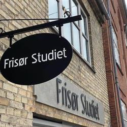 Frisør Studiet v/Lone Kaxe OG Pernille Mansted