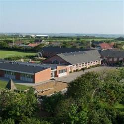 Holmsland Skole